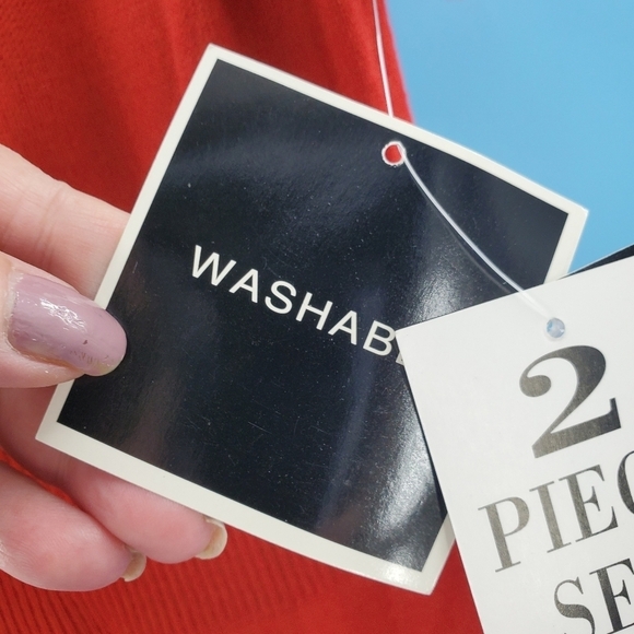 NWT R&K red knit dress with black belt Lg - Picture 5 of 16